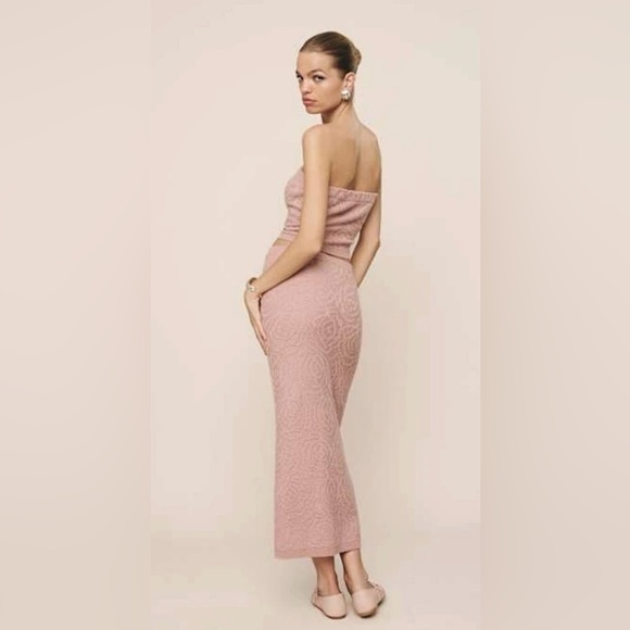 NWT Reformation- Rose Cashmere Linen Set in Color Serenade. Size L - Picture 2 of 13